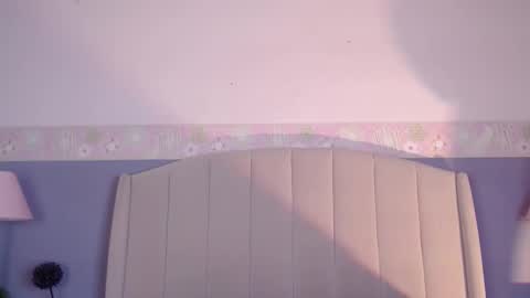 Snapshot of laura_golden1 chatting on 29, 10, 2025 lLAURA online show from 29, 10, 2025