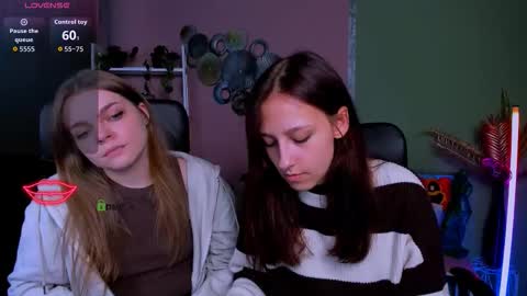 laura_queen_ online show from 6, 10, 2025