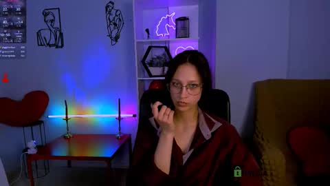 laura_queen_ online show from 28, 11, 2025