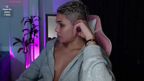 Laura Rose online show from 16, 12, 2024