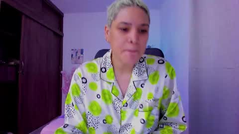 Laura Rose online show from 25, 9, 2025