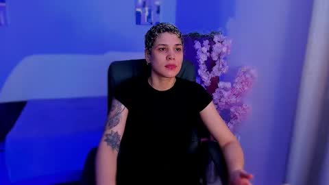 Laura Rose online show from 27, 11, 2025