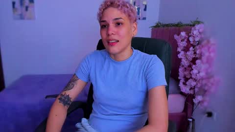 Laura Rose online show from 16, 12, 2025