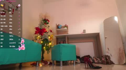 Laura Zans   I am sensual goddes and i was born for loveworshipping and enjoyment. online show from 4, 12, 2024