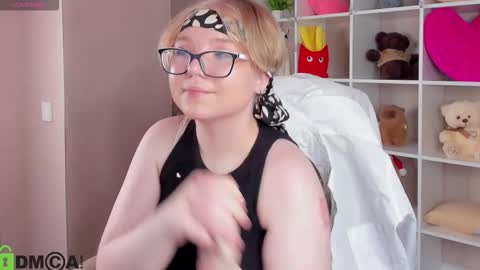 Laura online show from 3, 2, 2026