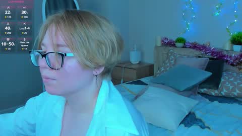 Snapshot of lauraaa_smith chatting on 20, 3, 2026 Laura online show from 20, 3, 2026