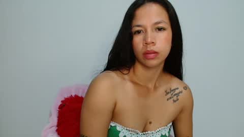 lauracb          online show from 3, 10, 2025