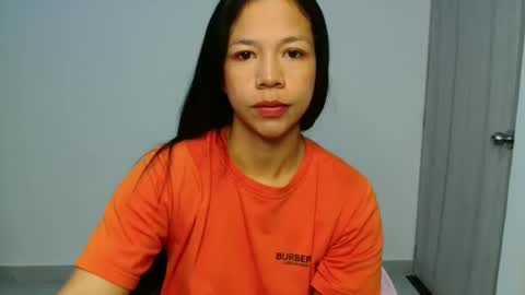 lauracb          online show from 10, 1, 2026