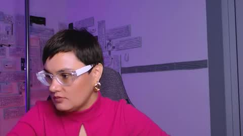 Snapshot of lauradavidsons chatting on 12, 9, 2025 lauradavidsons online show from 12, 9, 2025