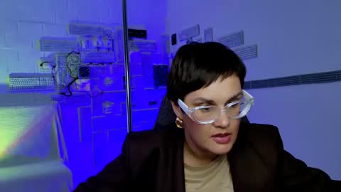 Snapshot of lauradavidsons chatting on 17, 9, 2025 lauradavidsons online show from 17, 9, 2025