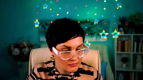 Snapshot of lauradavidsons chatting on 29, 10, 2025 lauradavidsons online show from 29, 10, 2025