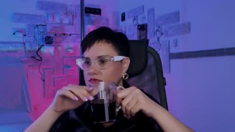 Snapshot of lauradavidsons chatting on 9, 11, 2025 lauradavidsons online show from 9, 11, 2025