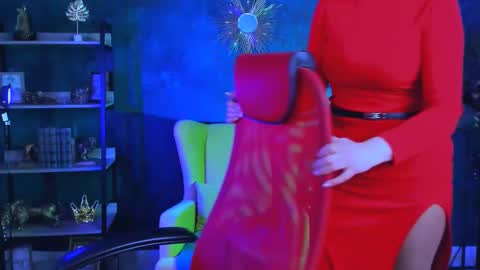 lauradavidsons online show from 16, 2, 2026