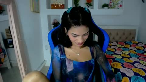 Snapshot of lauradelgado chatting on 25, 2, 2025 Laura online show from 25, 2, 2025