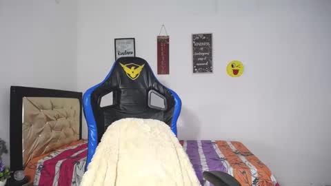 Snapshot of lauradelgado chatting on 29, 11, 2025 Laura online show from 29, 11, 2025