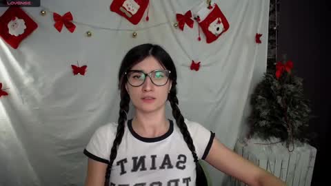 Laura online show from 2, 1, 2025