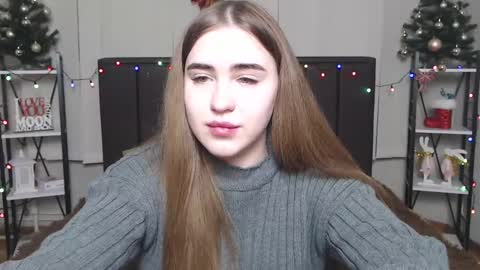 Snapshot of laurahlot chatting on 7, 1, 2025 LauraHlot online show from 7, 1, 2025