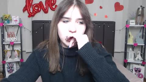 Snapshot of laurahlot chatting on 24, 2, 2025 LauraHlot online show from 24, 2, 2025