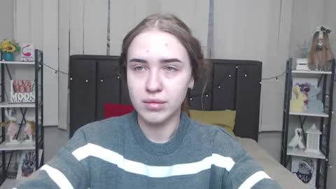 Snapshot of laurahlot chatting on 29, 9, 2025 LauraHlot online show from 29, 9, 2025