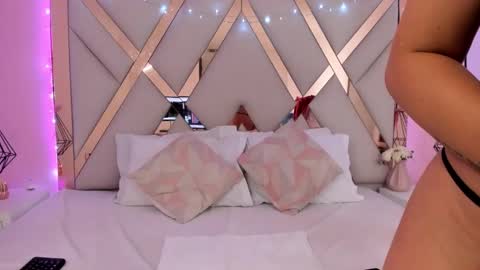 laura  online show from 14, 1, 2026