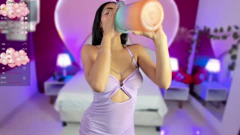 Laura MartinGMT-5 2200-0600 online show from 20, 12, 2024