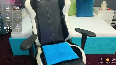 LauraMirage online show from 19, 12, 2024