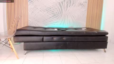 Snapshot of laurarossi_nova chatting on 27, 1, 2025 Laura online show from 27, 1, 2025