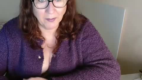 Snapshot of laureanne50 chatting on 26, 1, 2025 laureanne online show from 26, 1, 2025