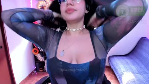  Im Lauren  independent model   online show from 15, 12, 2024