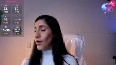 Lauren online show from 4, 12, 2024