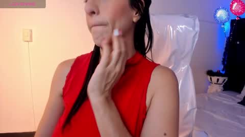 Lauren online show from 12, 12, 2024