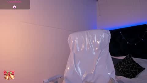 Lauren online show from 4, 2, 2025