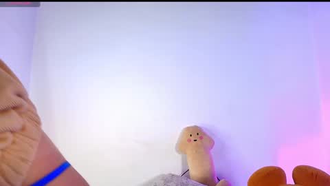    1      online show from 5, 2, 2025