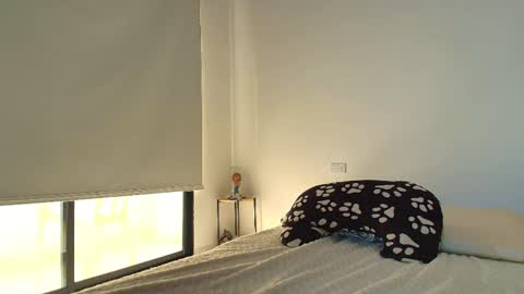    1      online show from 18, 10, 2025