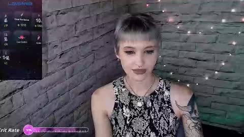 Snapshot of lauren_raquel chatting on 15, 10, 2025 Eva online show from 15, 10, 2025