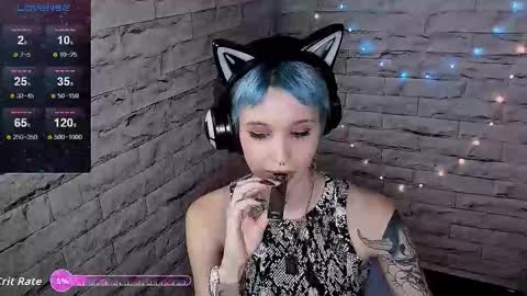 Snapshot of lauren_raquel chatting on 1, 11, 2025 Eva online show from 1, 11, 2025