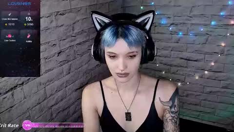 Snapshot of lauren_raquel chatting on 23, 11, 2025 Eva online show from 23, 11, 2025