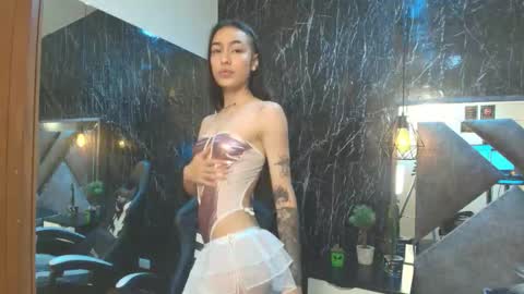 LaurenHazel  online show from 31, 10, 2025