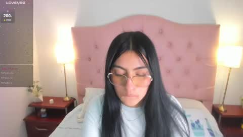 laurenn_smitth online show from 10, 2, 2025