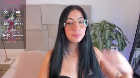 laurenn_smitth online show from 13, 9, 2025
