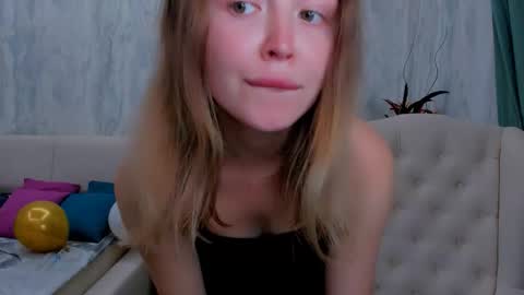 laurennhill online show from 13, 9, 2025