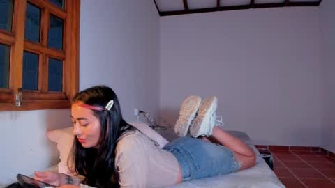 Lucie  online show from 5, 2, 2025