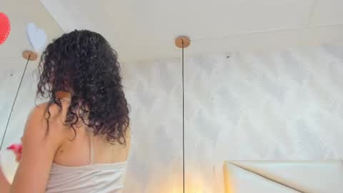 Snapshot of laurettedela_roux chatting on 11, 11, 2025 Laurent online show from 11, 11, 2025