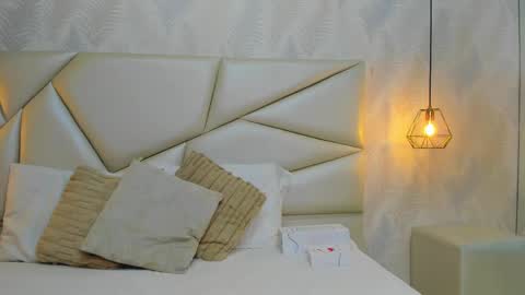 Snapshot of laurettedela_roux chatting on 14, 11, 2025 Laurent online show from 14, 11, 2025