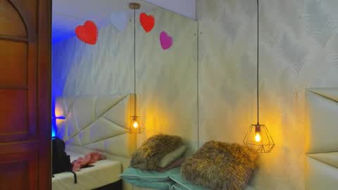 Snapshot of laurettedela_roux chatting on 30, 11, 2025 Laurent online show from 30, 11, 2025