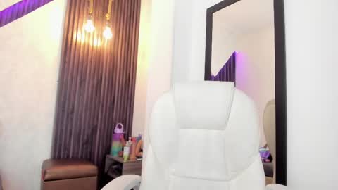 Lau online show from 6, 10, 2025