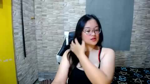 laurine_sexy21 online show from 25, 9, 2025