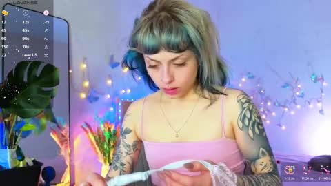 Snapshot of lavenderlav chatting on 25, 2, 2026 Melissa online show from 25, 2, 2026