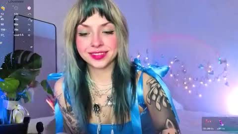 Snapshot of lavenderlav chatting on 15, 3, 2026 Melissa online show from 15, 3, 2026