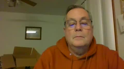 Snapshot of lawnboy62 chatting on 12, 12, 2024 lawnboy62 online show from 12, 12, 2024